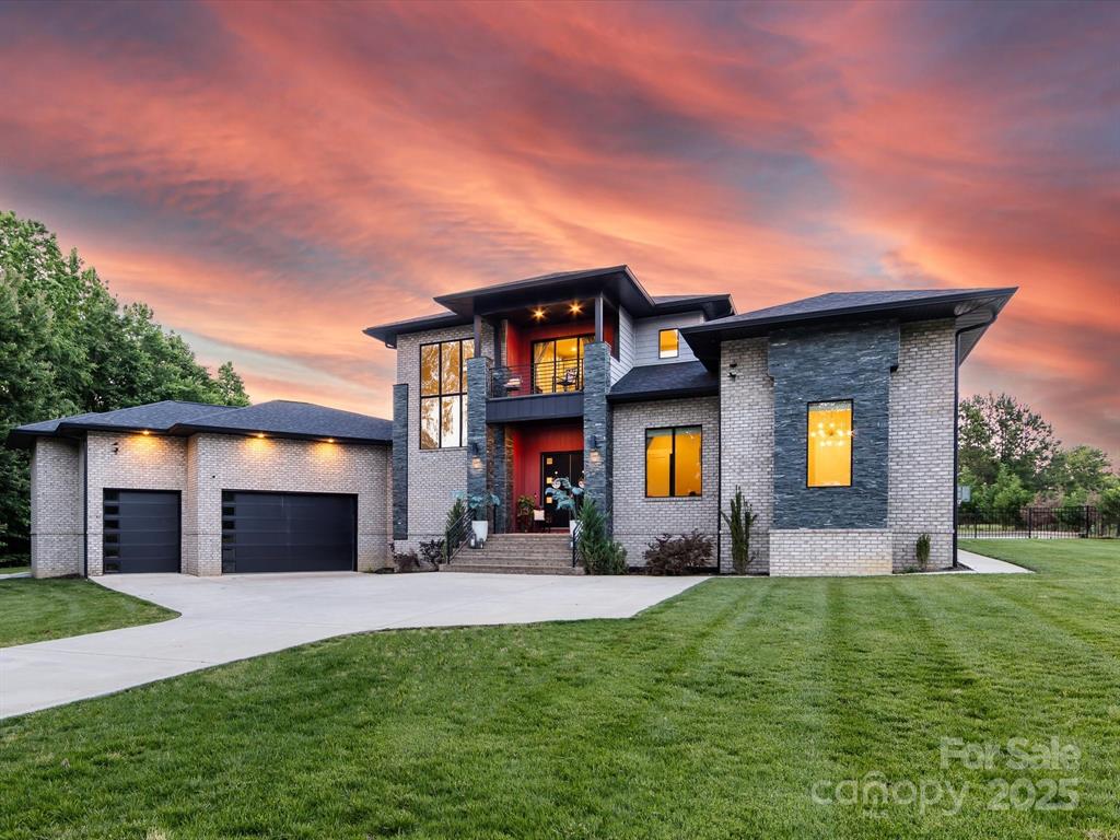 Modern luxury home at 4315 Hartis Grove Church Rd, Indian Trail NC, hosting Zemra’s Turk’ish Coffee tasting and Appraiser Q&A with Abby Wilson of Wilson Realty Group.